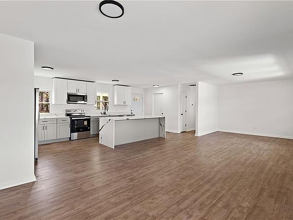 4th image of 584 Gilpark Rd