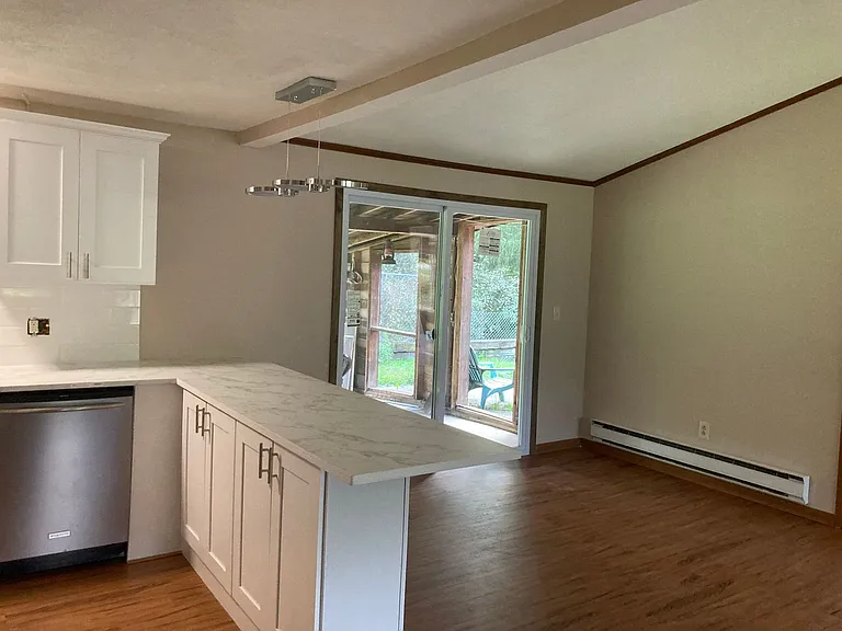 8525 S Spring Valley Park Dr — Photo 2