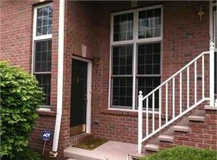 360 Oswego Ct, West New York, NJ 07093