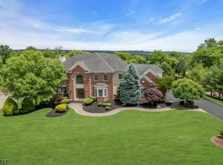 574 Glen Ridge Dr, Bridgewater, NJ 08807