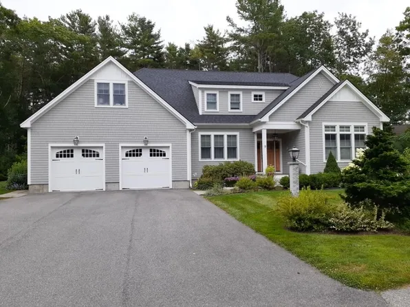 9 Cottagewood Lane, Kennebunk, ME 04043
