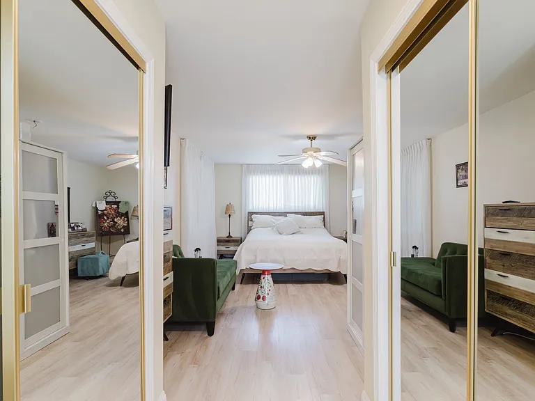 10619 Mather Ave — Photo 46