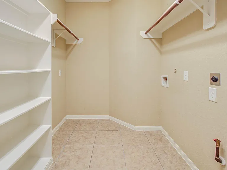 21331 Parham Cir — Photo 22