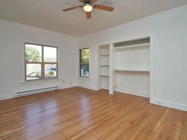 Welcome to 1421 on Queen Anne!, 1421 2nd Ave N APT 6, Seattle, WA 98109