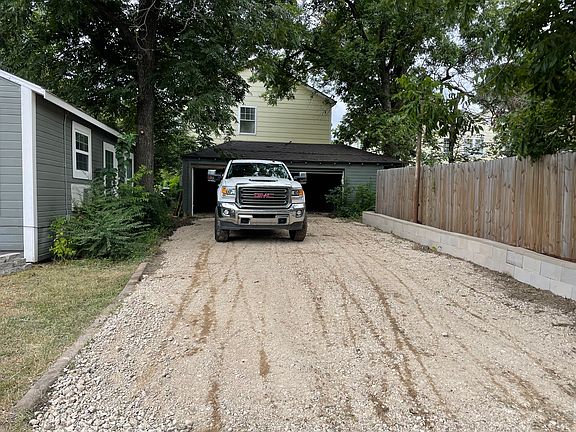 3rd image of 1416 N 24th St #1
