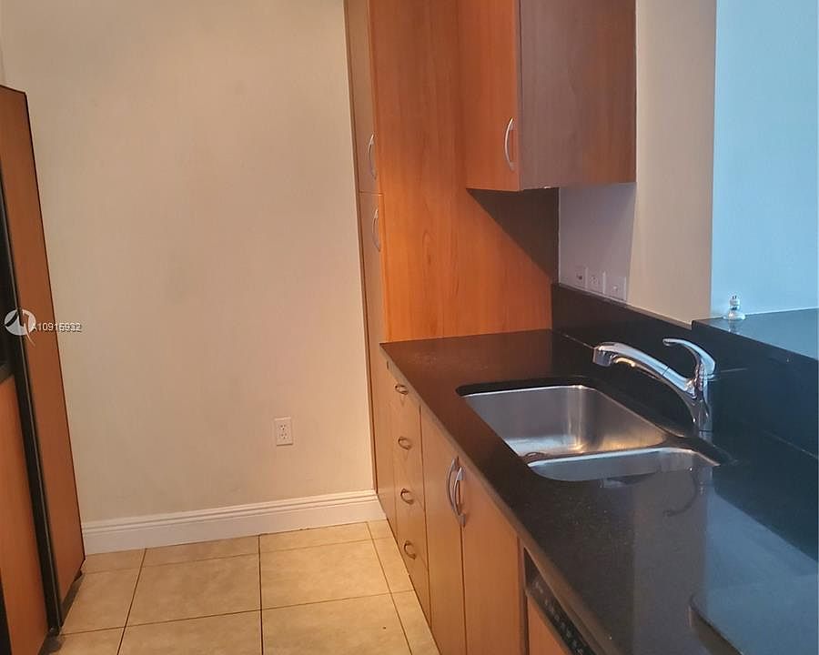 1st image of 18800 NE 29th Ave APT 602