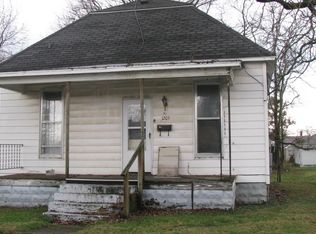 1205 7th St, Lawrenceville, IL 62439