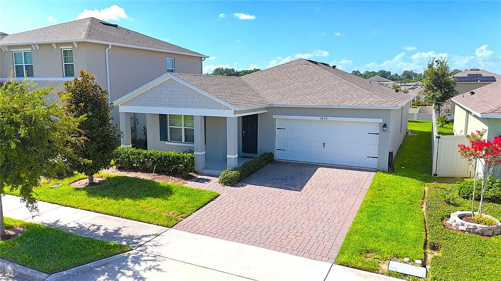 4 bed, 2.0 bath, 1639 sqft, $2,650 — Photo 4