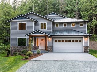 6981 Lakewood Park Ln, Anacortes, WA 98221