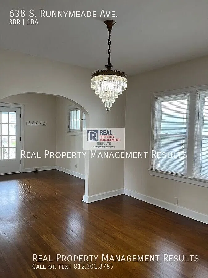 Charming East Side Home with Vintage Character, Hardwood Floors & Carport — Photo 4
