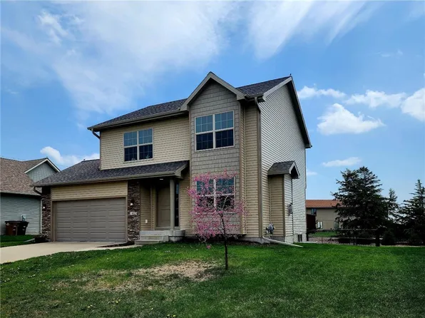1413 13th St SE, Bondurant, IA 50035