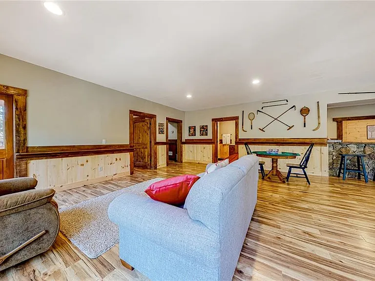 380 Biguns Blvd — Photo 42