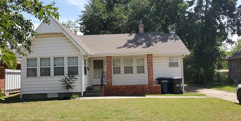 1st image of 1232 SW 37th St