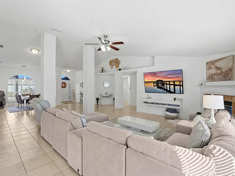 6 Reybury Ln — Photo 14