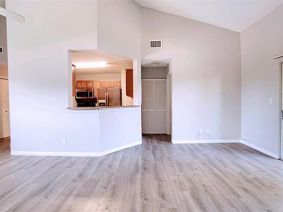 5th image of 3401 NW 44th St APT 205