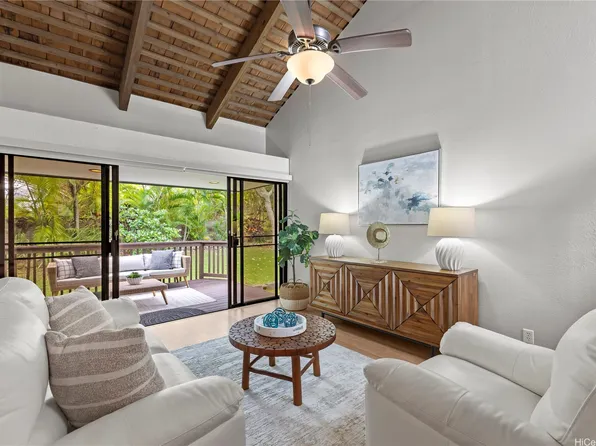 445 Kawailoa Rd APT 8, Kailua, HI 96734