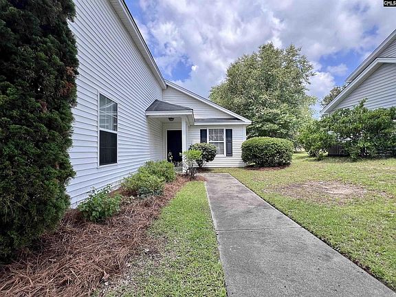 2nd image of 216 Elders Pond Dr