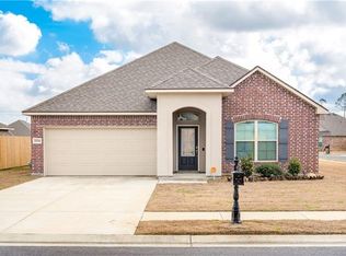 2204 Violet Elle Ln, Lake Charles, LA 70607