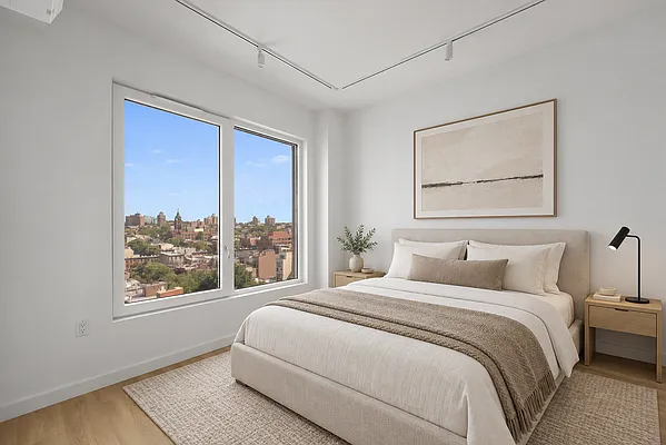 Bedroom, photo 1