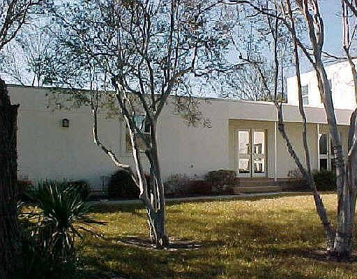 1st image of 1803 PAISLEY DR