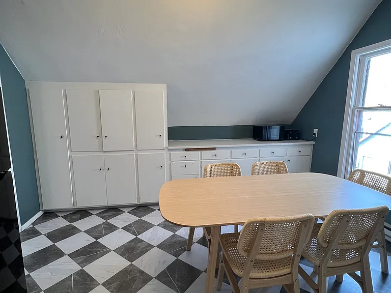1126 Jefferson St NE #2 — Photo 5