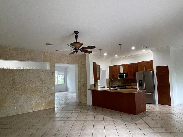 1137 Croton Ct — Photo 14