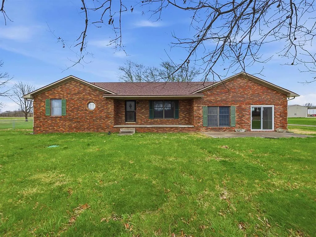 7750 Iceland Rd photo 1