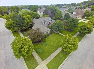 1827 Rosewood Ln, Munster, IN