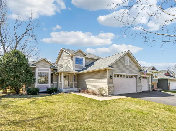 930 100th Ln NE, Blaine, MN 55434