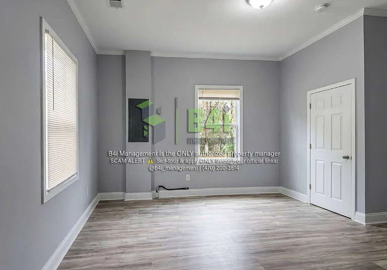 705 Barnesville St — Photo 8