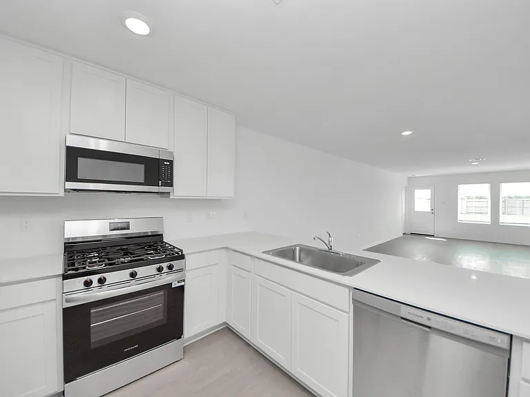 10411 Birds Nest Dr — Photo 12