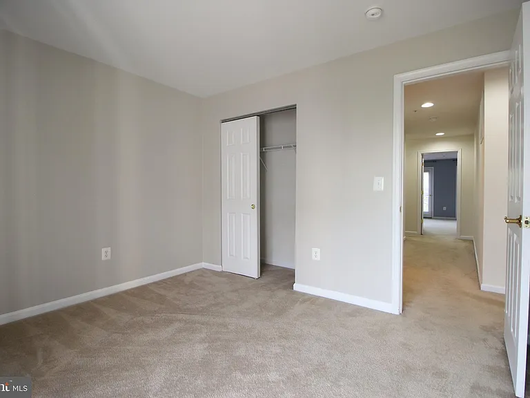 2415 Rainswood Ln — Photo 17