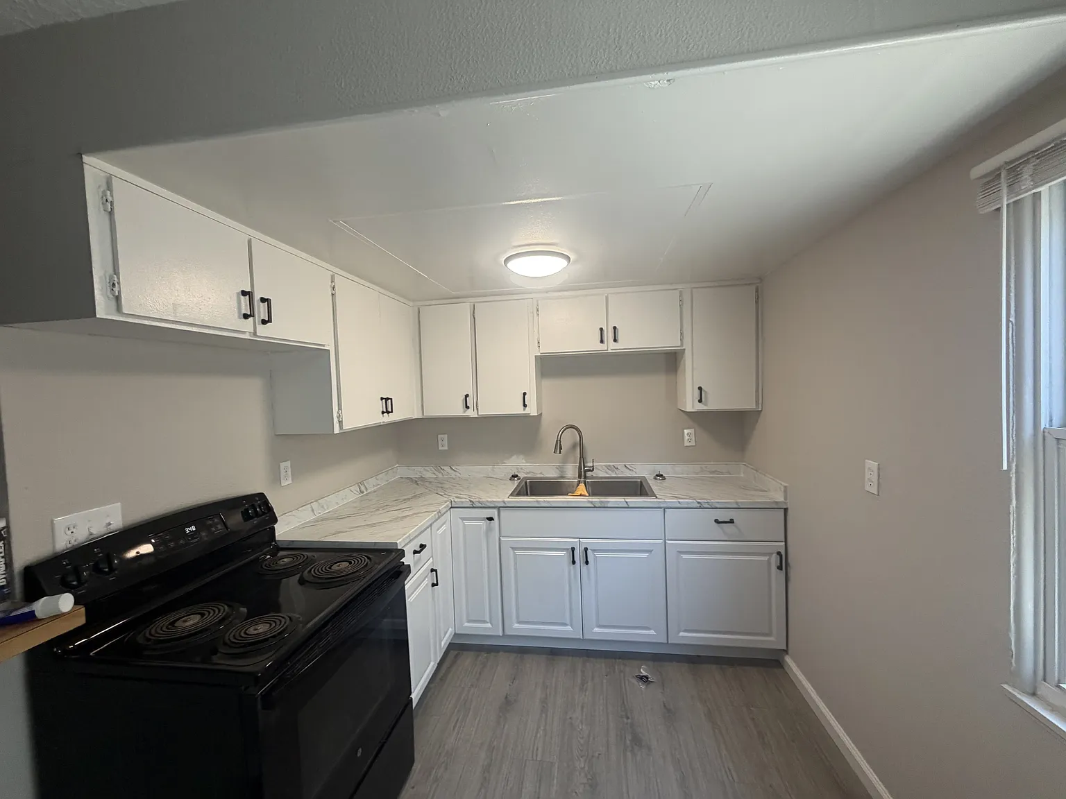 6011 Vine Street - 1 — Photo 1
