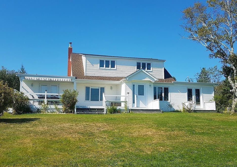 1st image of 8 Delbert Rd