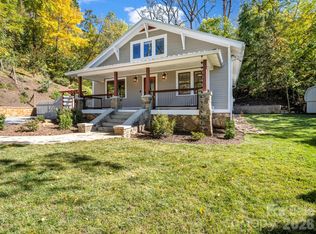 26 Governors View Rd, Asheville, NC 28805