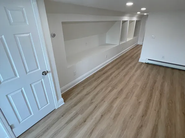 (undisclosed Address), Elizabeth, NJ 07201