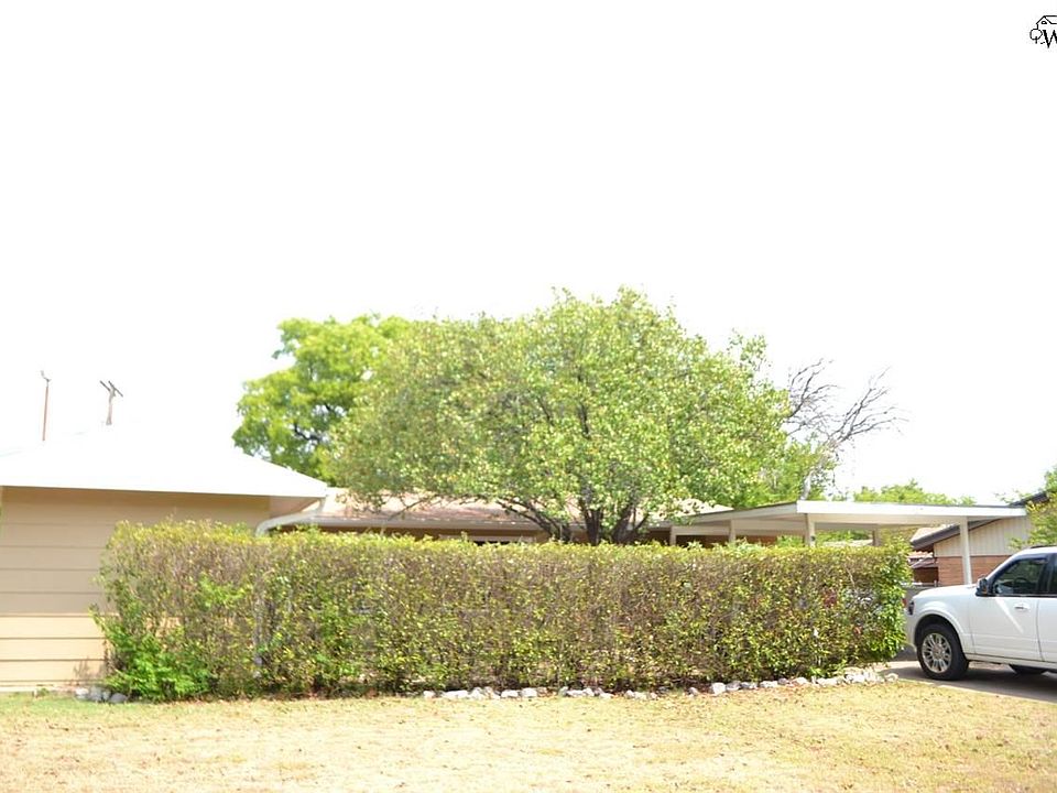 1st image of 4215 Idlewood Dr
