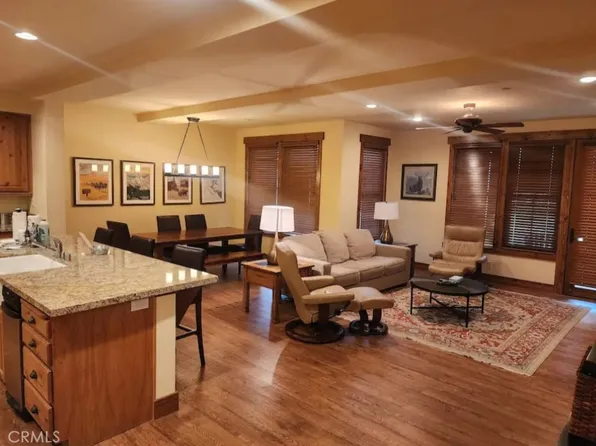 1157 Red Peak Dr, Mammoth Lakes, CA 93546