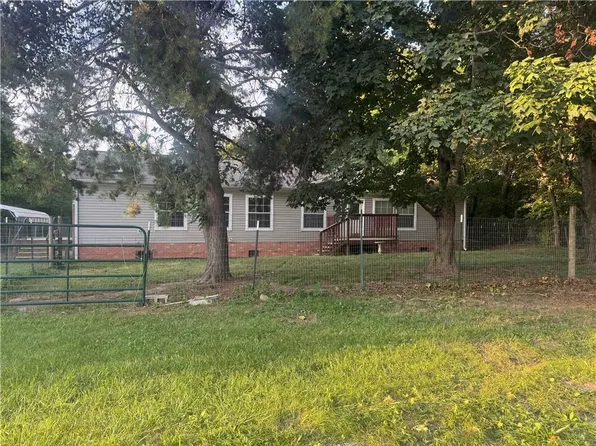 32363 Sunflower Ave, Excelsior Springs, MO 64024