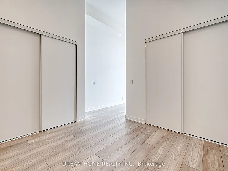 285 Dufferin St #705 — Photo 7
