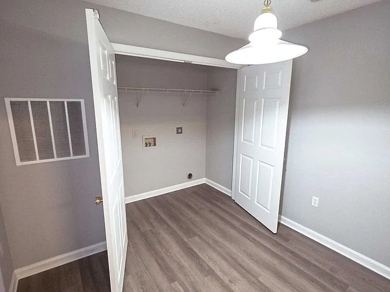 205 Kent Lake Dr — Photo 26