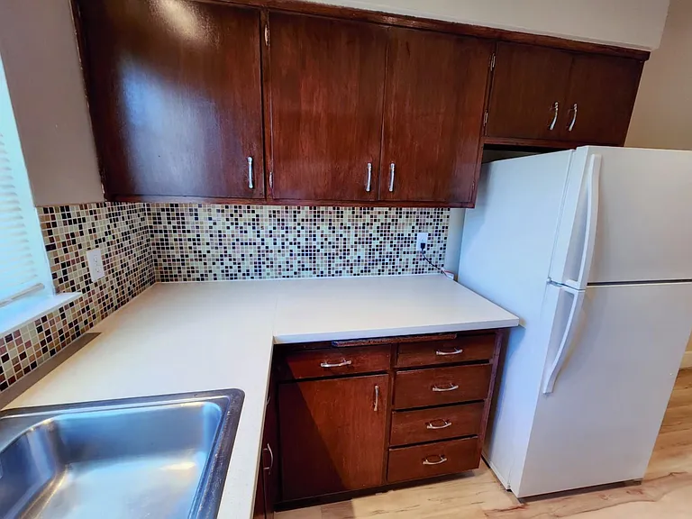 2933 Carmel St — Photo 16