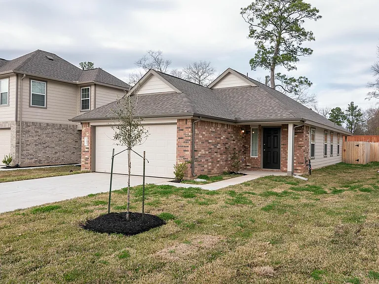 22091 Cascade Mountain Dr — Photo 1