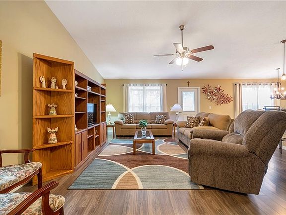 4th image of 15668 SE 90th Ct
