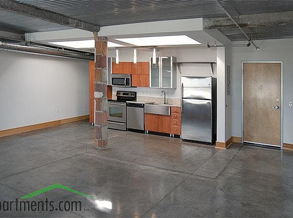 3rd image of 2206 Lucas Ave Unit 214
