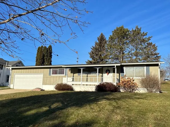432 South Main Street, Fall River, WI 53932