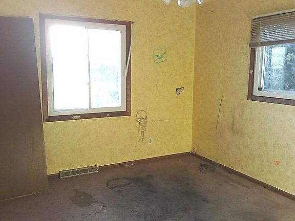 5th image of 2311 Independence Dr