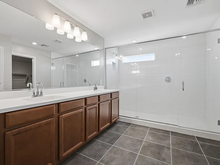 17851 W Daley Ln — Photo 8