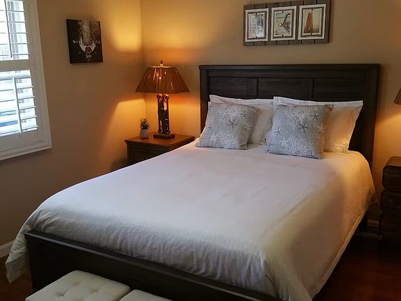 4th image of 21111 Barbados Cir