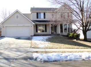 16905 L Cir, Omaha, NE 68135